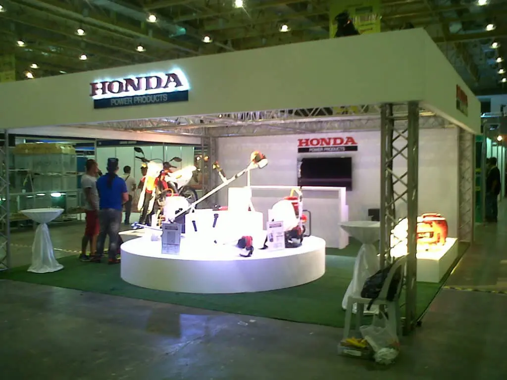 Honda Power Products indoor booth with illuminated overhead signage in Mandaluyong. Indoor exhibition display by M&G Global Ads.