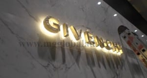 Givenchy_lighted_Signage