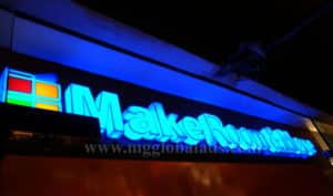 makeroom-sign-maker