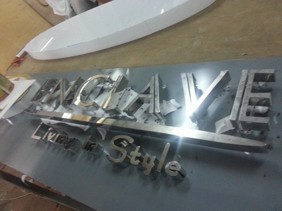 Benefits of Using Stainless Sign