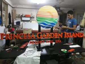 acrylic sign | princesa garden island | sign maker