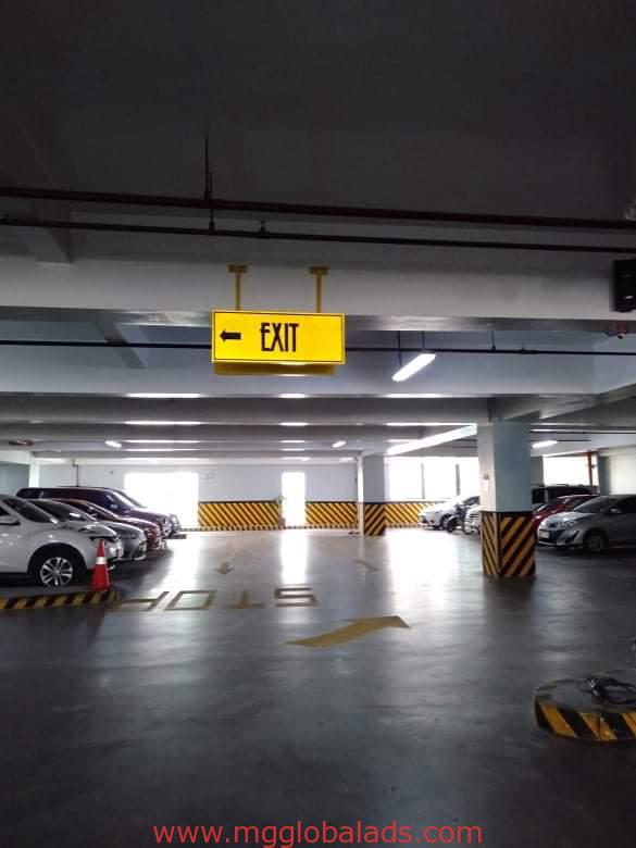 directional-signage-exit-parking-2