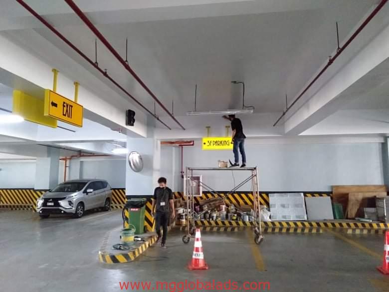 directional-signage-fabrication-parking