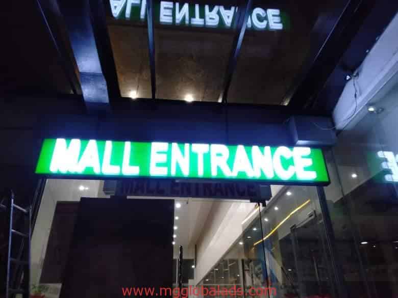 mall entrance | acrylic sign | choice market