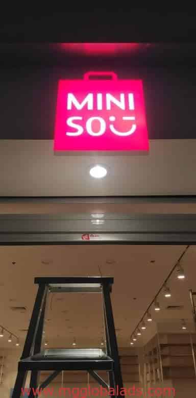 acrylic sign | signage maker | MINISO