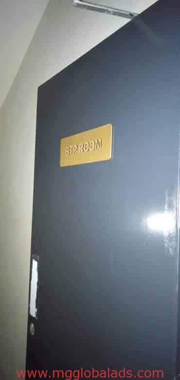 room sign | sign maker | acrylic sign