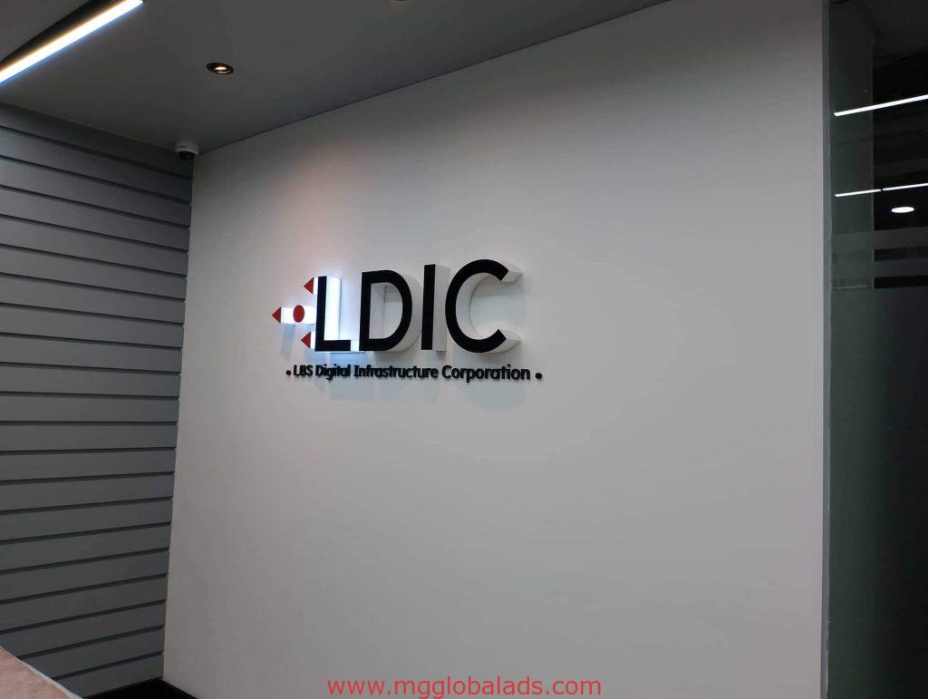 acrylic signage | LDIC