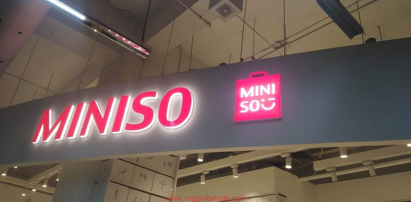 acrylic sign | miniso