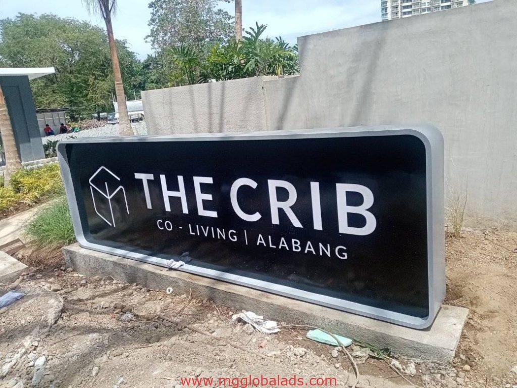 pedestal sign | Crib