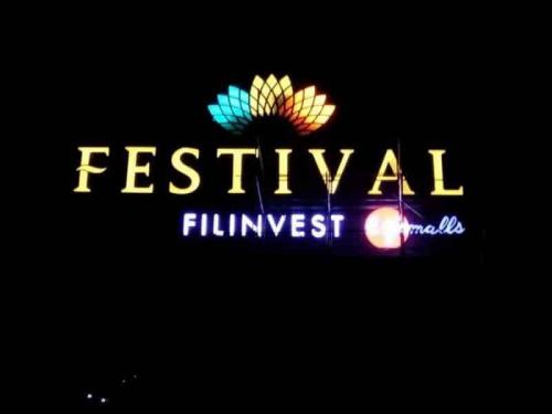 festival-mall-acrylic-sign-building-signage-3