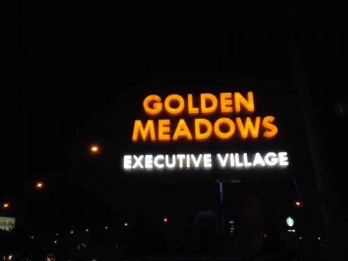 golden-meadowns-pylon-post