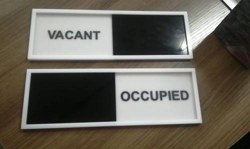 door signage | vacant | occupied | sign maker