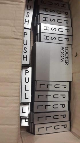 push pull sign | door signs | locker room signs