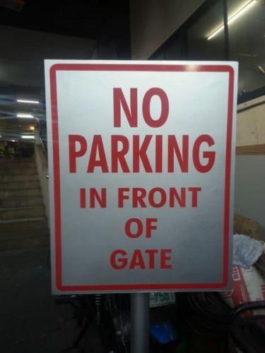 no-parking-directional-signage