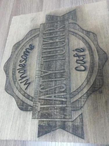 laser-engraving-wood