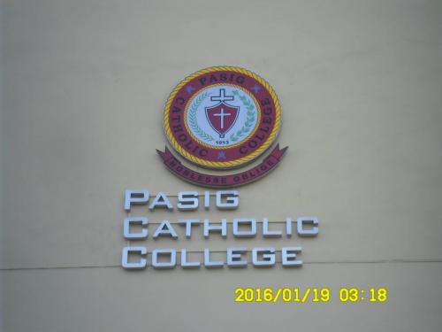pasig-catholic-school-building-sign