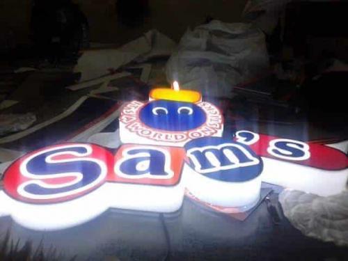 acrylic-signs-sams