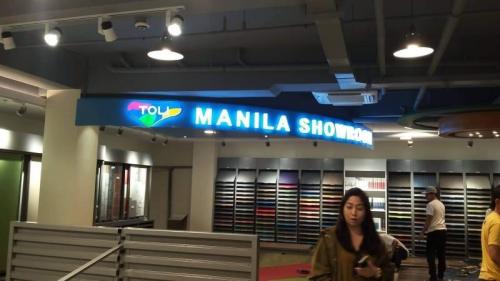 manila showroom - acrylic sign 