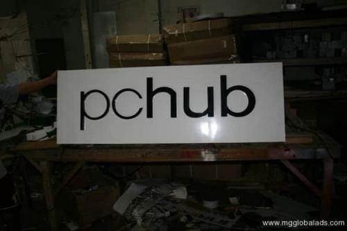 pchub - acrylic signage