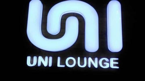 uni-lounge-acrylic-signs
